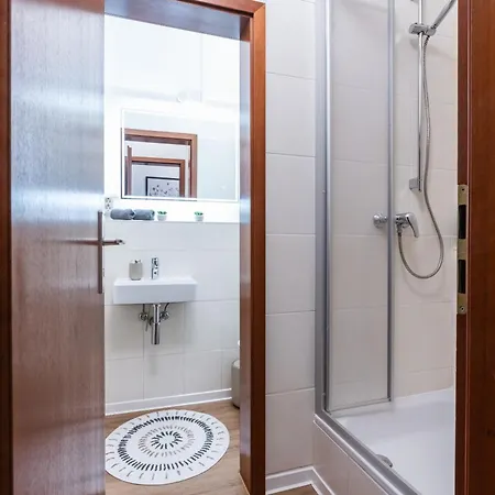 Gutenberg Mit Eigenem Stellplatz Lägenhet