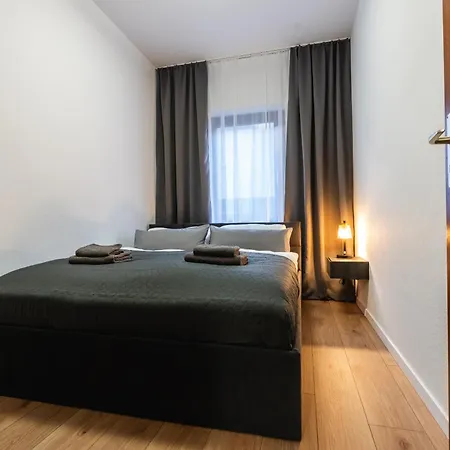 アパート Gutenberg Mit Eigenem Stellplatz バーデン＝バーデン